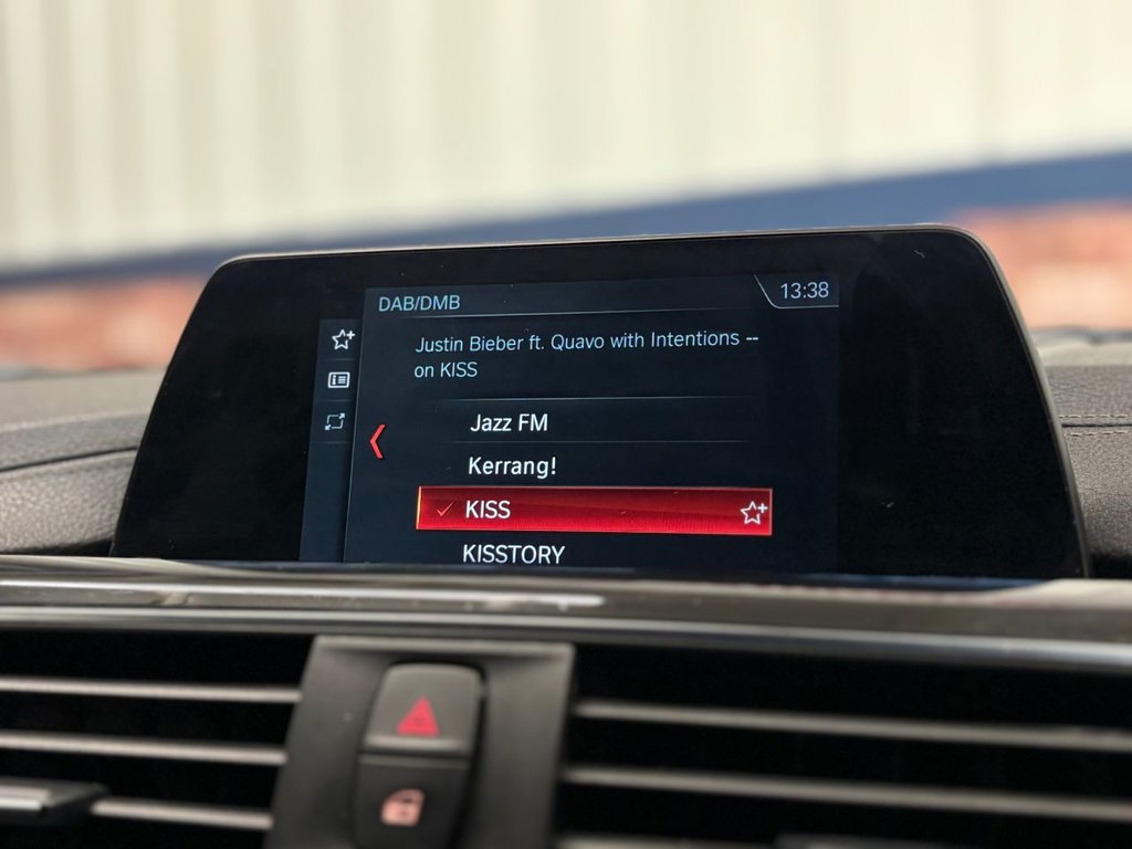 Used BMW 3 Series 2018 for sale - 77546896: Photo 24