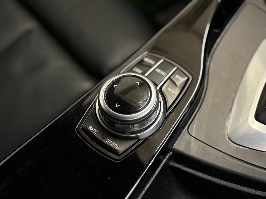 Used BMW 3 Series 2018 for sale - 77546896: Photo 29