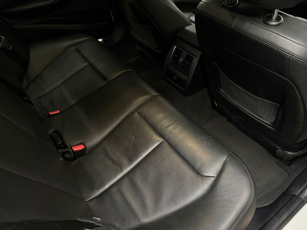 Used BMW 3 Series 2018 for sale - 77546896: Photo 34