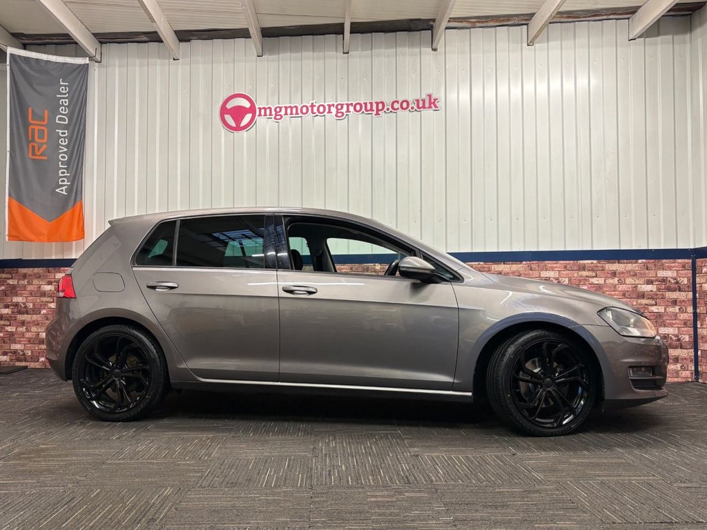 Used Volkswagen Golf 2013 for sale - 77534420: Photo 3