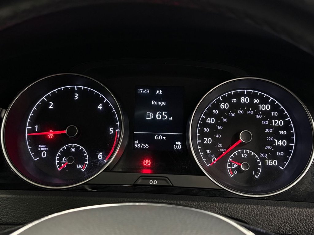 Used Volkswagen Golf 2013 for sale - 77534420: Photo 8