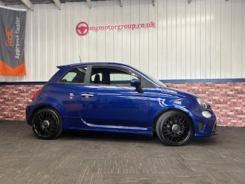 Used Abarth 595 2016 for sale - 79608000: Photo
