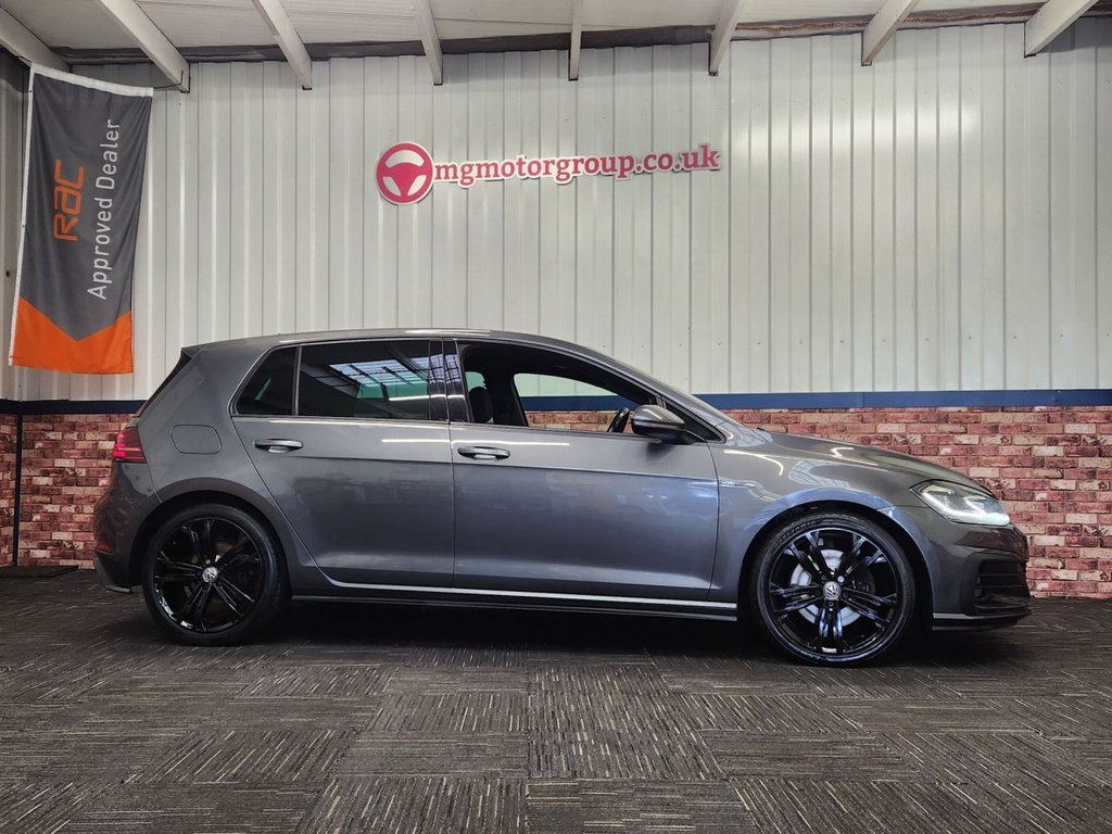 Used Volkswagen Golf 2018 for sale - 76985722: Photo 10