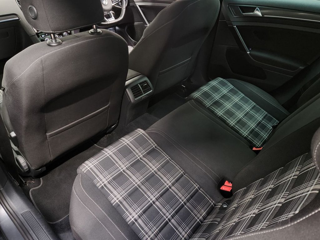 Used Volkswagen Golf 2018 for sale - 76985722: Photo 33