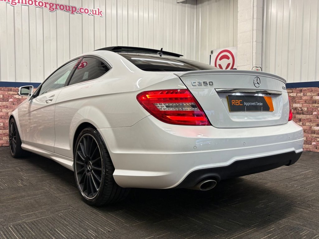 Used Mercedes-Benz C Class 2014 for sale - 77706168: Photo 15