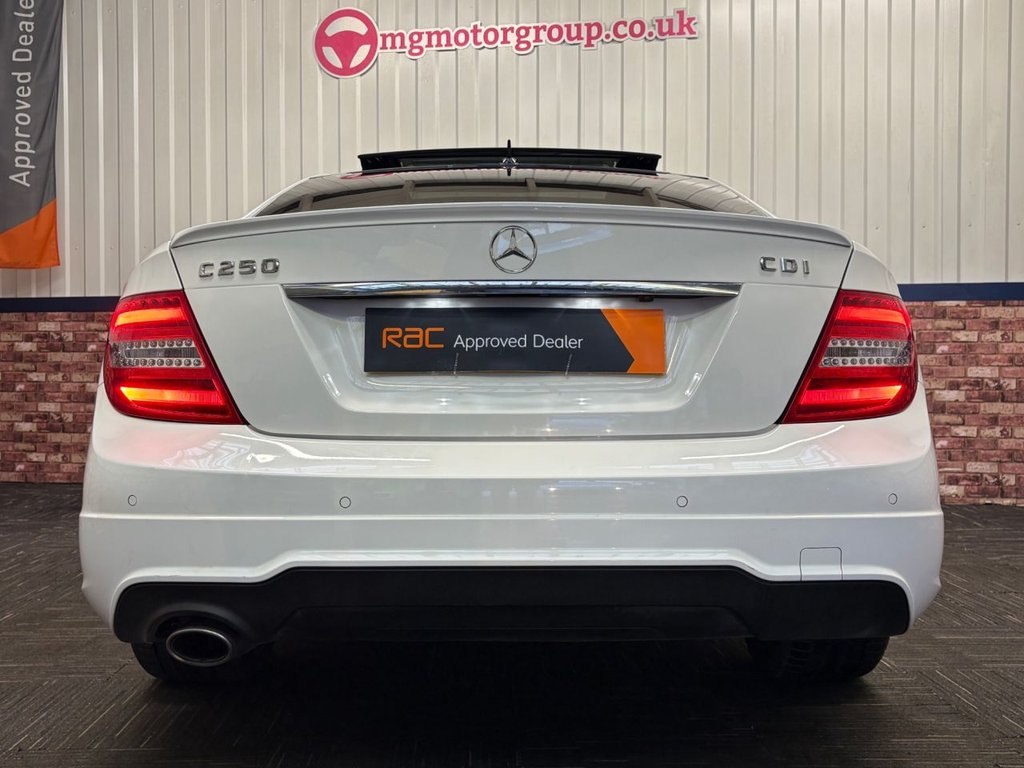 Used Mercedes-Benz C Class 2014 for sale - 77706168: Photo 16