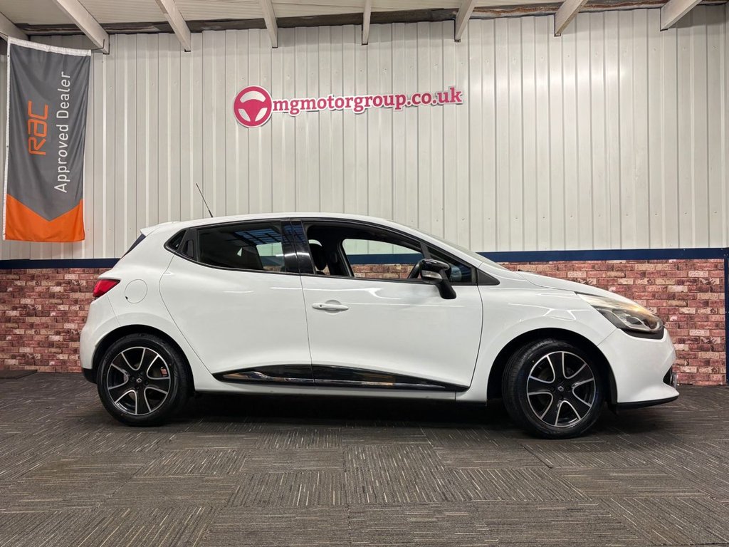 Used Renault Clio 2016 for sale - 77477625: Photo 2