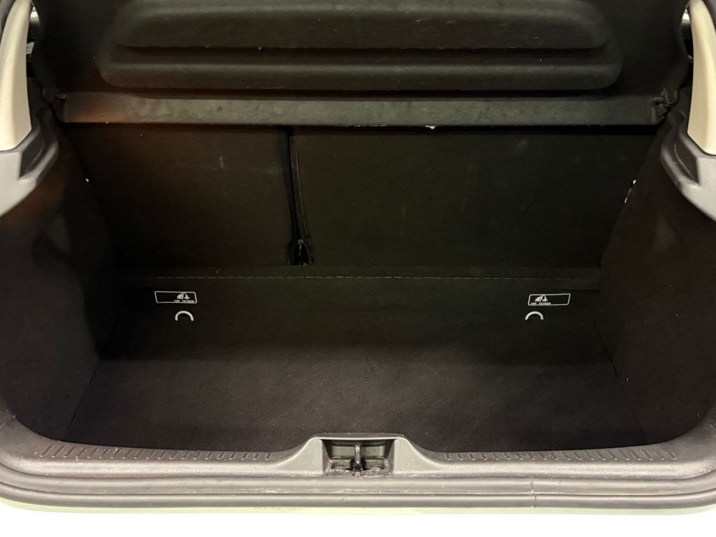 Used Renault Clio 2016 for sale - 77477625: Photo 35