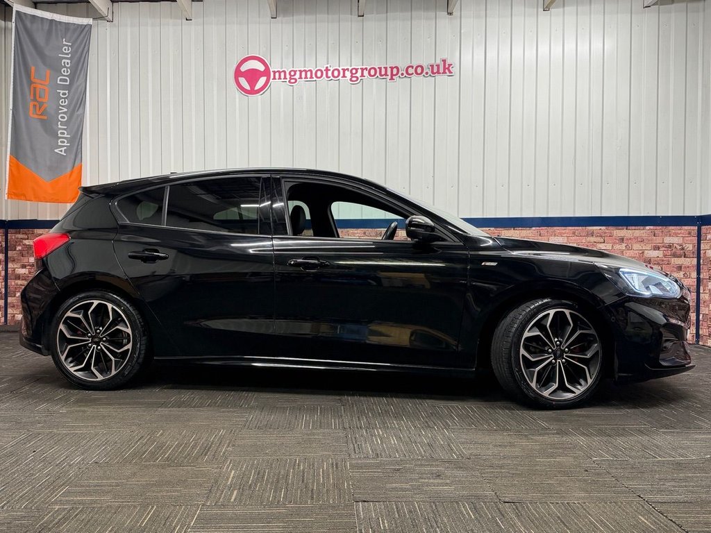 Used Ford Focus 2019 for sale - 76986318: Photo 15