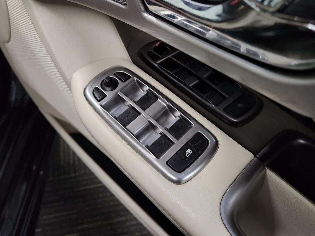 Used Jaguar XF 2015 for sale - 76826505: Photo 29