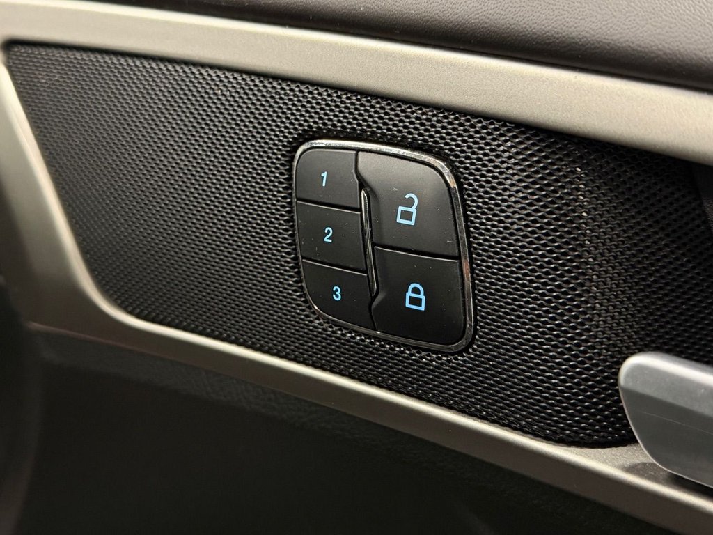 Used Ford Mondeo 2018 for sale - 76909874: Photo 42