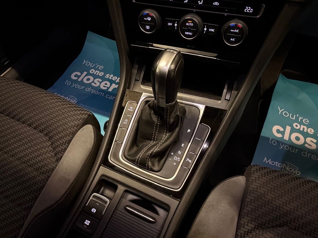 Used Volkswagen Golf 2018 for sale - 76941564: Photo 30