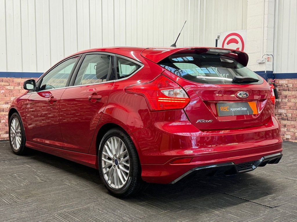 Used Ford Focus 2012 for sale - 76941645: Photo 11