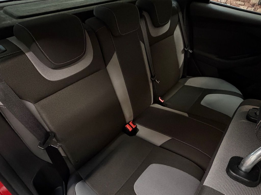 Used Ford Focus 2012 for sale - 76941645: Photo 22