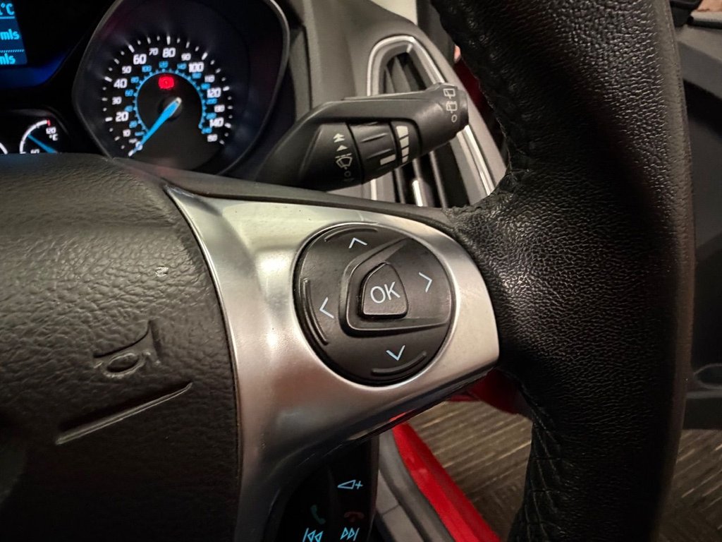 Used Ford Focus 2012 for sale - 76941645: Photo 28