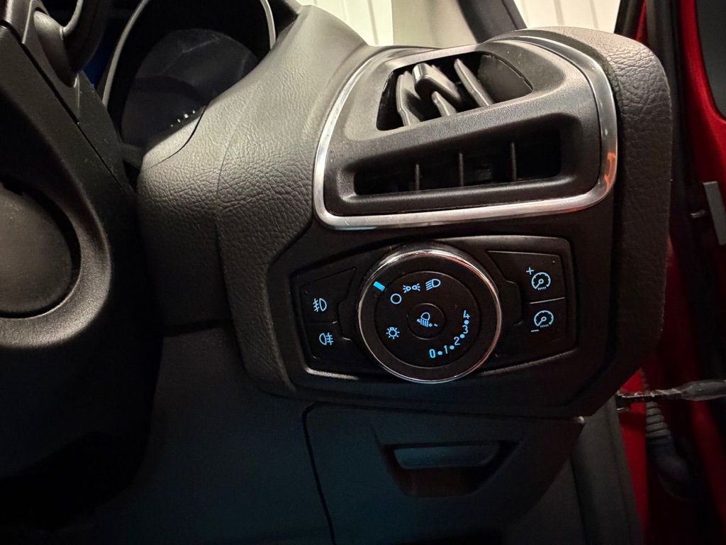 Used Ford Focus 2012 for sale - 76941645: Photo 34