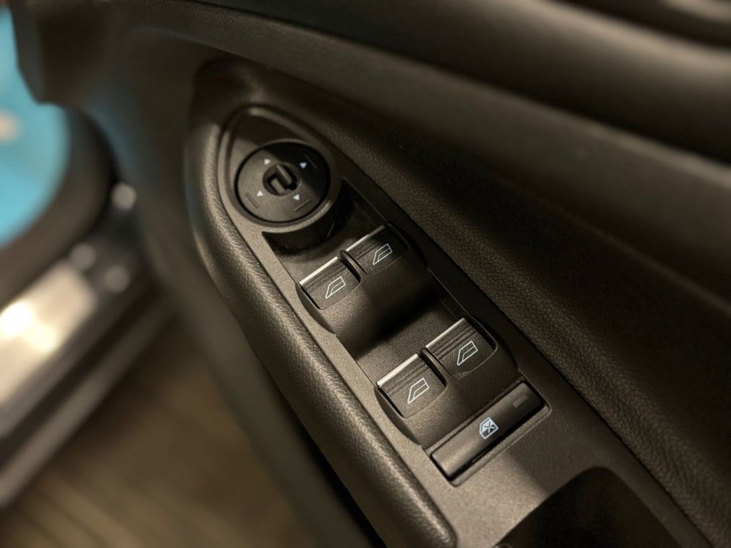 Used Ford Kuga 2015 for sale - 77110977: Photo 27