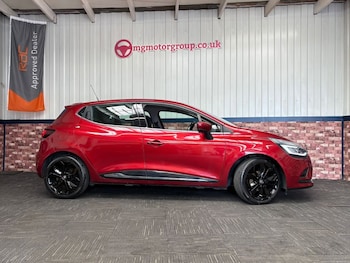 Used Renault Clio 2018 for sale - 79334043: Photo
