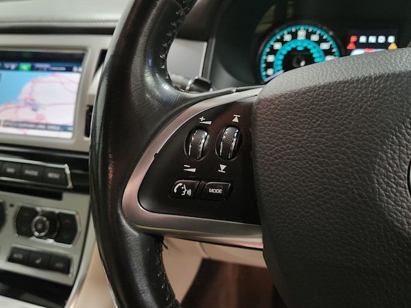 Used Jaguar XF 2015 for sale - 76303501: Photo 18
