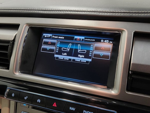 Used Jaguar XF 2015 for sale - 76303501: Photo 24