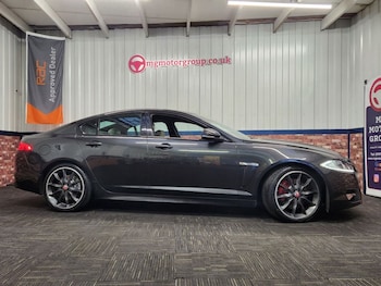Used Jaguar XF 2015 for sale - 76303501: Photo 2