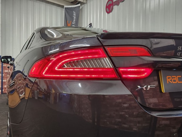Used Jaguar XF 2015 for sale - 76303501: Photo 35