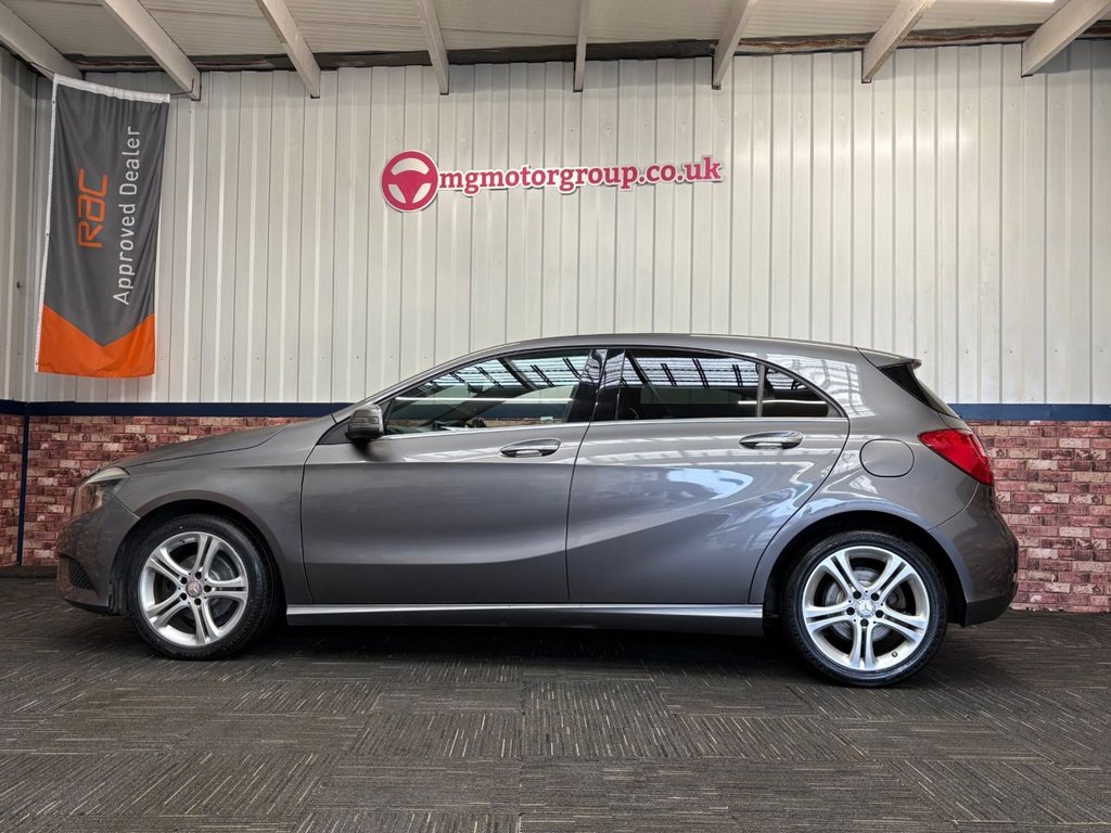 Used Mercedes-Benz A-Class 2015 for sale - 77451757: Photo 14