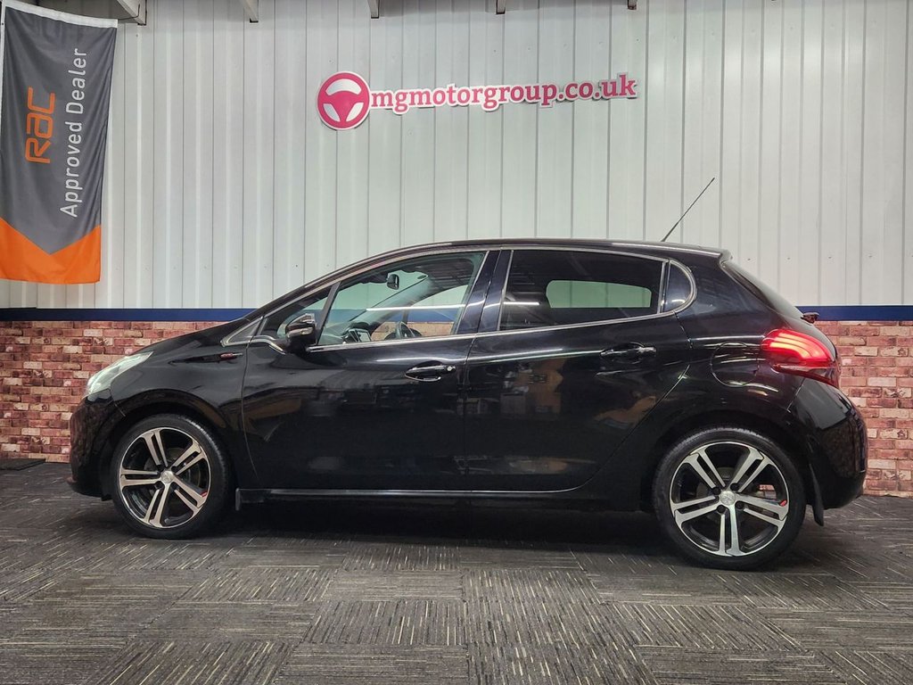 Used Peugeot 208 2018 for sale - 76768186: Photo 13