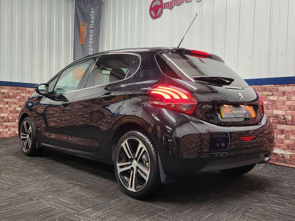 Used Peugeot 208 2018 for sale - 76768186: Photo 14