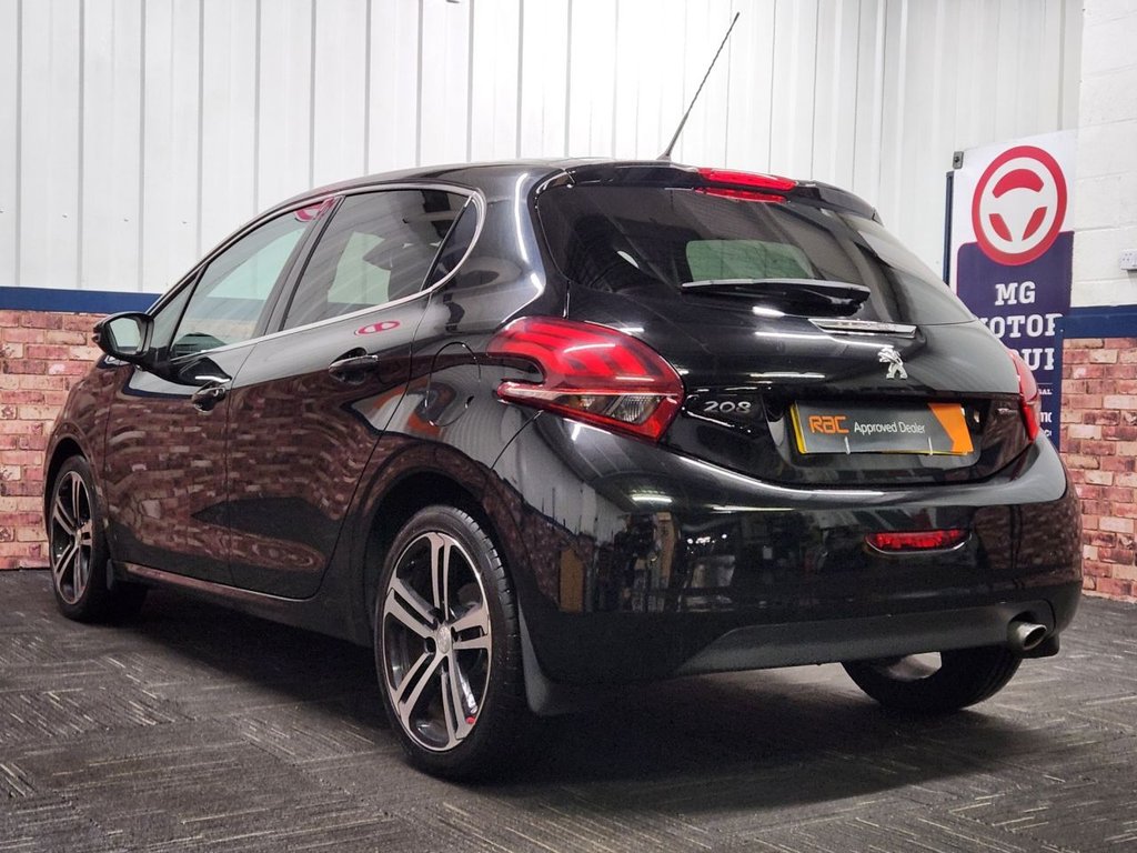 Used Peugeot 208 2018 for sale - 76768186: Photo 15