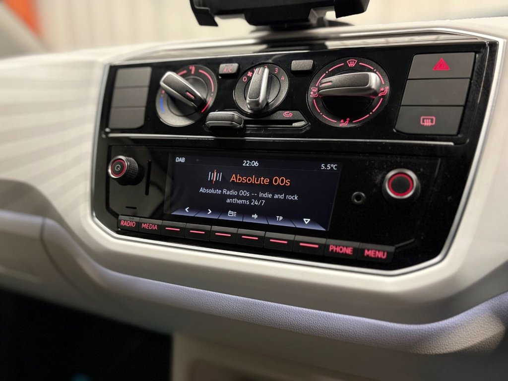 Used Volkswagen up! 2017 for sale - 77211963: Photo 24