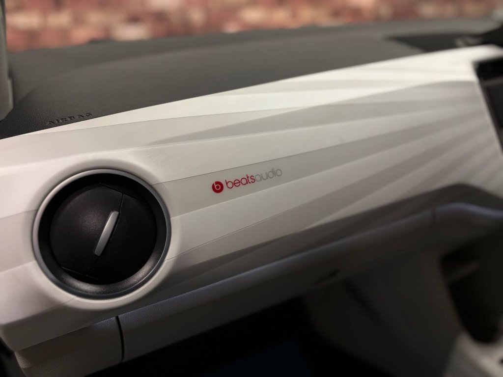 Used Volkswagen up! 2017 for sale - 77211963: Photo 25