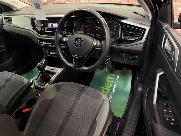 Used Volkswagen Polo 2018 for sale - 76216910: Photo 5