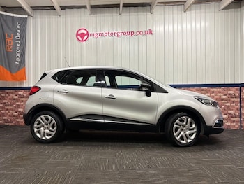 Used Renault Captur 2015 for sale - 77226899: Photo