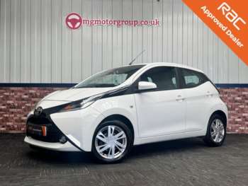 2015 (15) - 1.0 VVT-i X-Pression 5dr