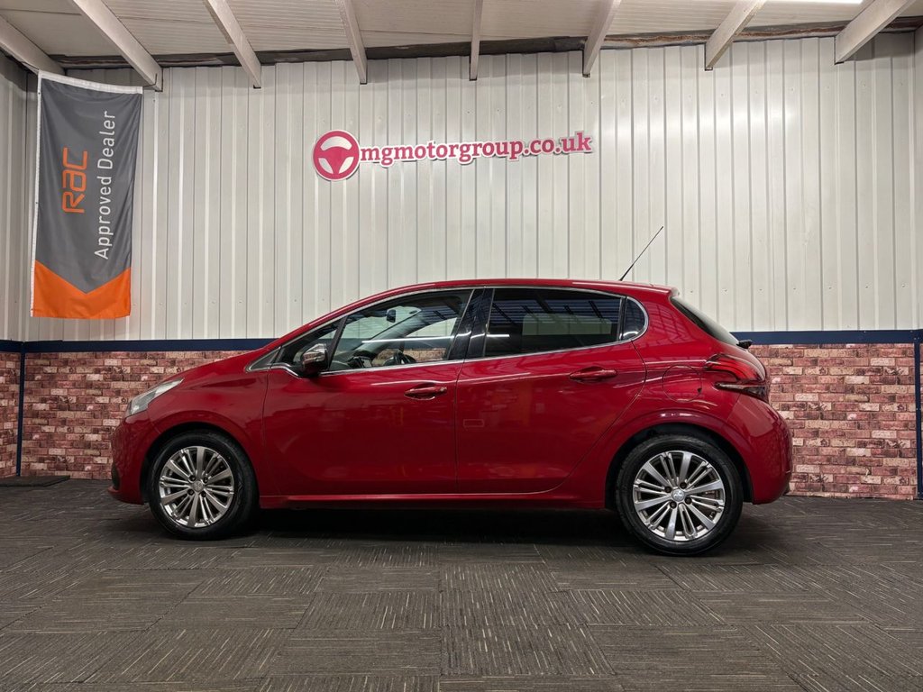 Used Peugeot 208 2018 for sale - 77110854: Photo 14