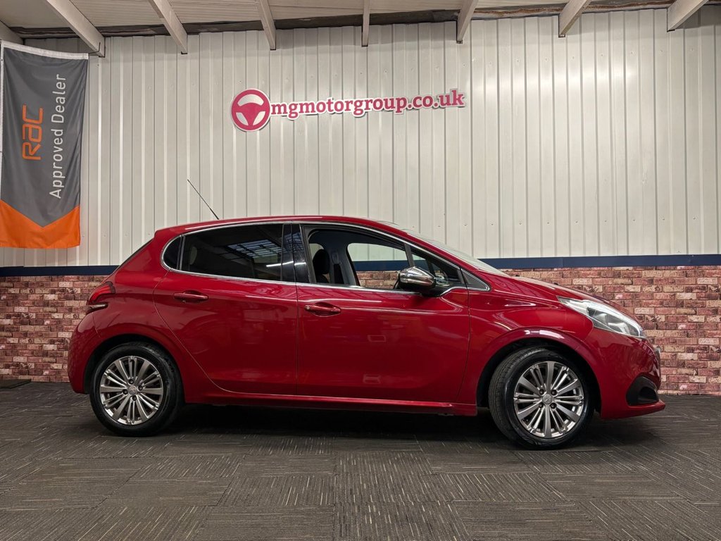 Used Peugeot 208 2018 for sale - 77110854: Photo 3