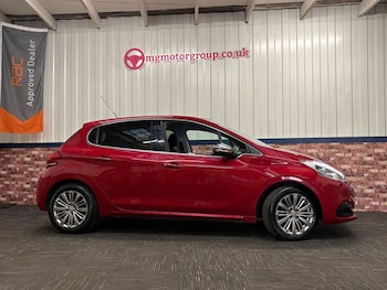 Used Peugeot 208 2018 for sale - 77110854: Photo