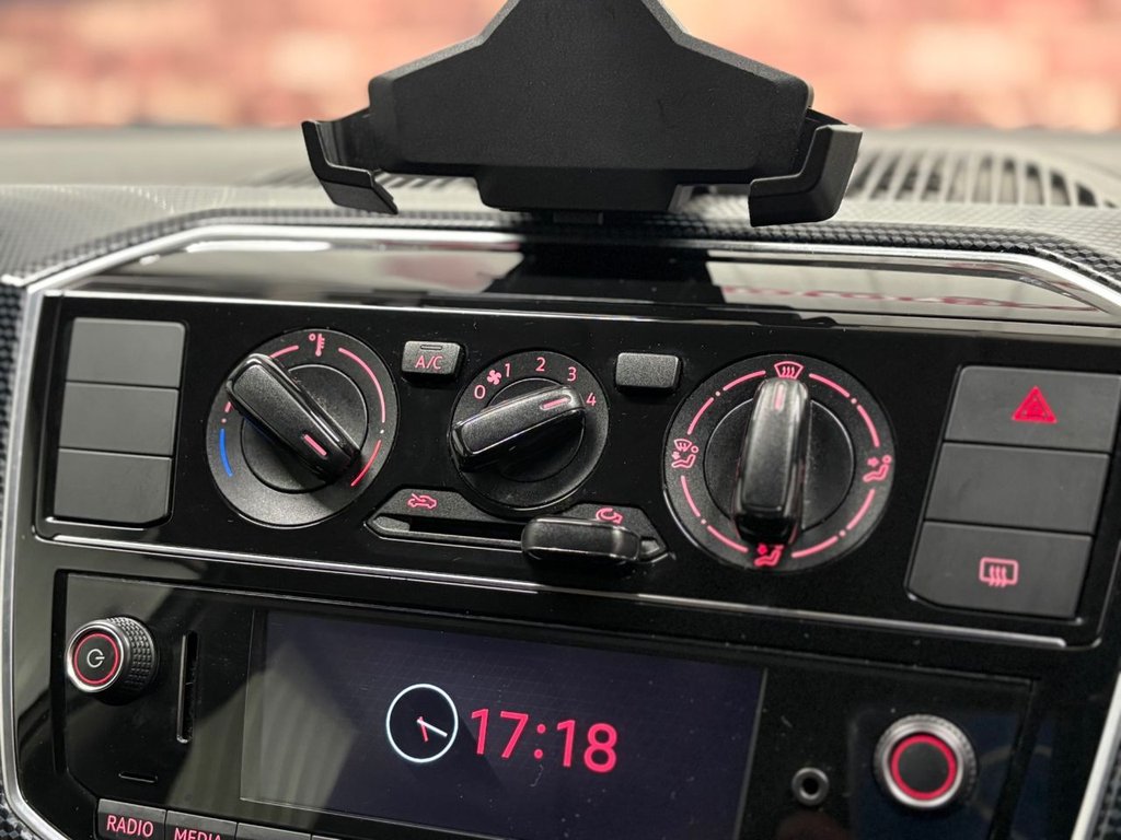 Used Volkswagen up! 2017 for sale - 77133477: Photo 21