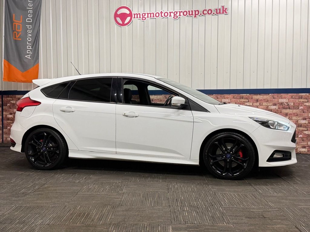 Used Ford Focus 2016 for sale - 76840829: Photo 15