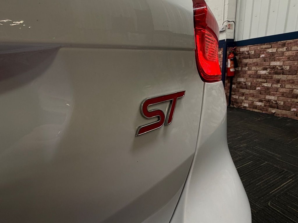 Used Ford Focus 2016 for sale - 76840829: Photo 37