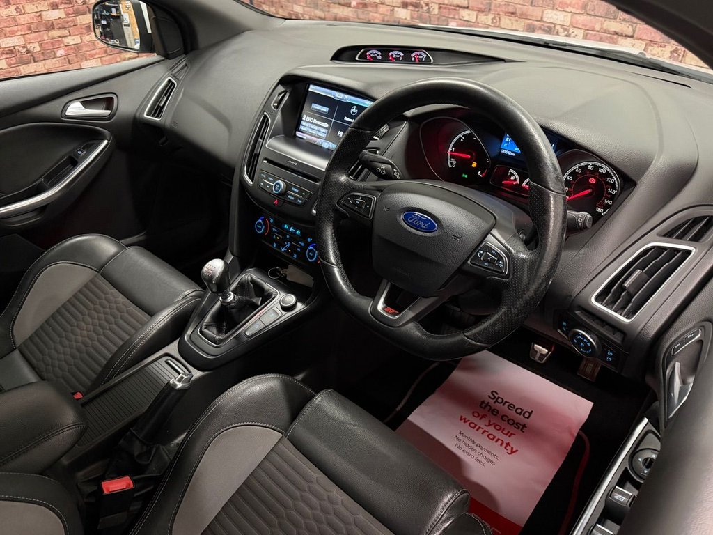 Used Ford Focus 2016 for sale - 76840829: Photo 5