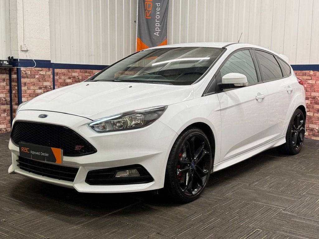 Used Ford Focus 2016 for sale - 76840829: Photo 6