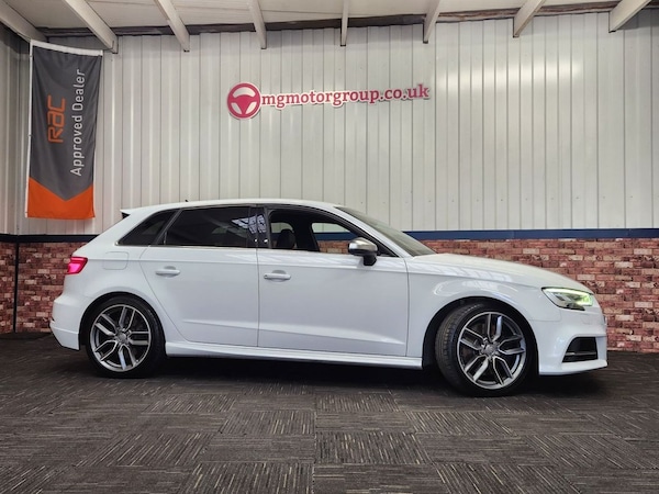 Used Audi S3 2019 for sale - 76099927: Photo 2