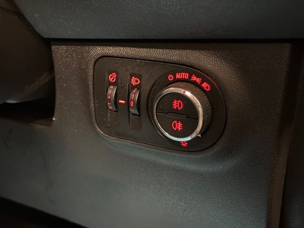 Used Vauxhall Corsa 2015 for sale - 77293337: Photo 29