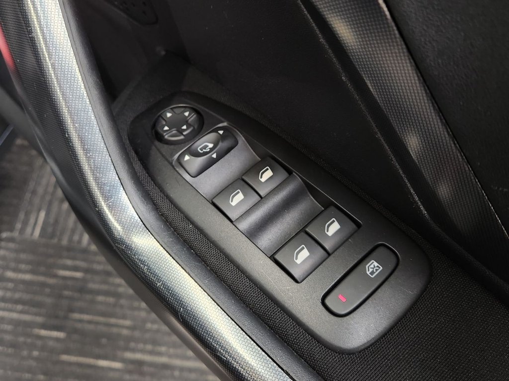 Used Peugeot 2008 2018 for sale - 76481504: Photo 28