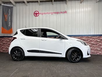Used Hyundai i10 2018 for sale - 79680345: Photo