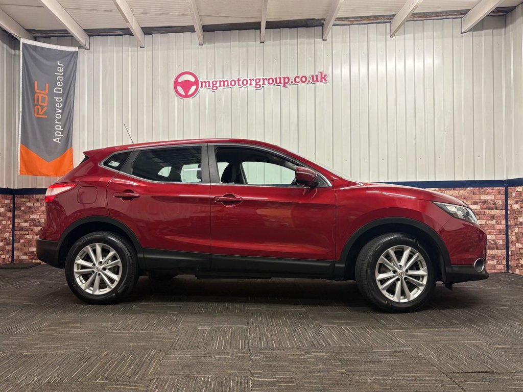 Used Nissan Qashqai 2014 for sale - 77457506: Photo 2