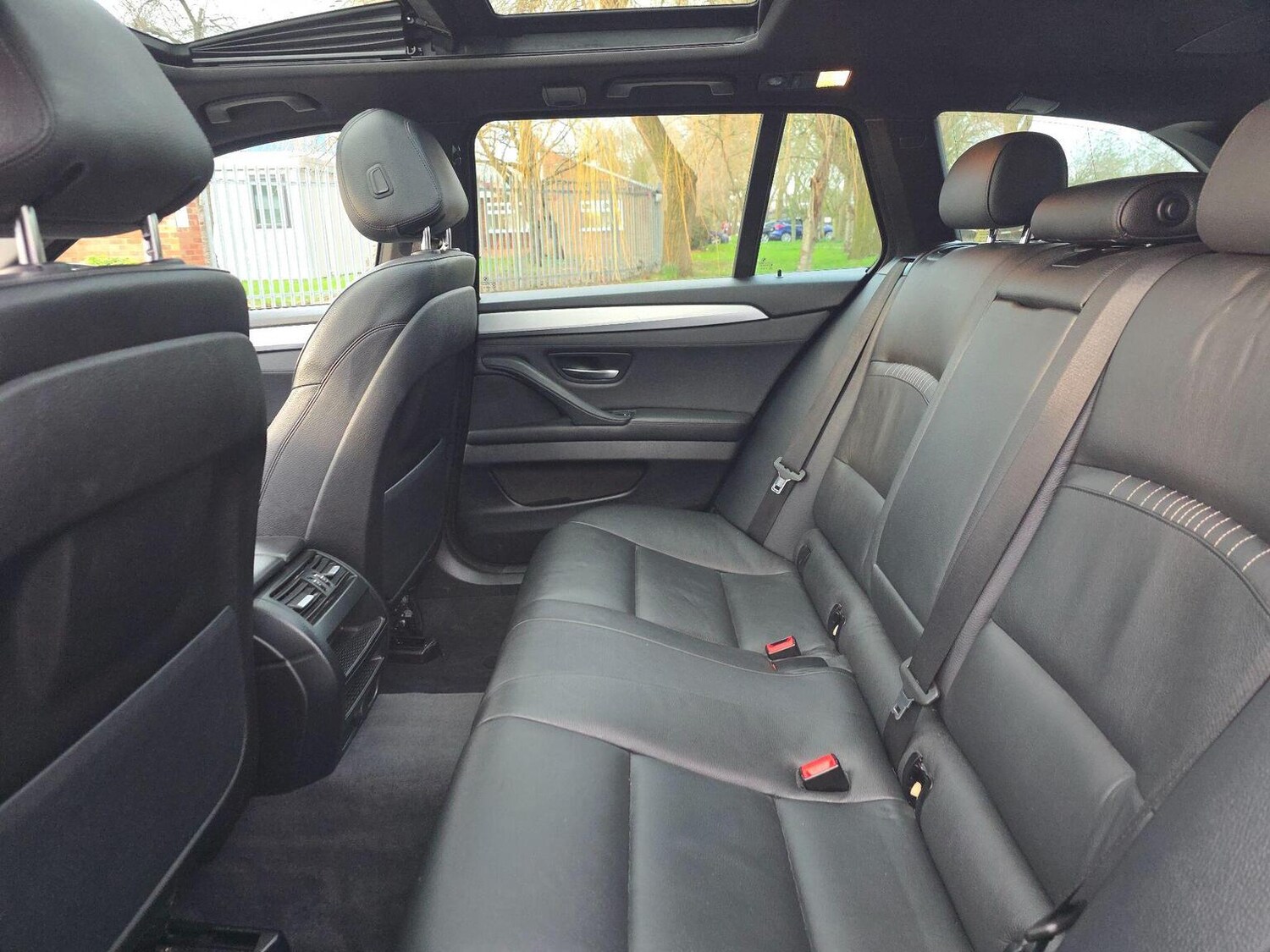 Used BMW 5 Series 2015 for sale - 77501495: Photo 12