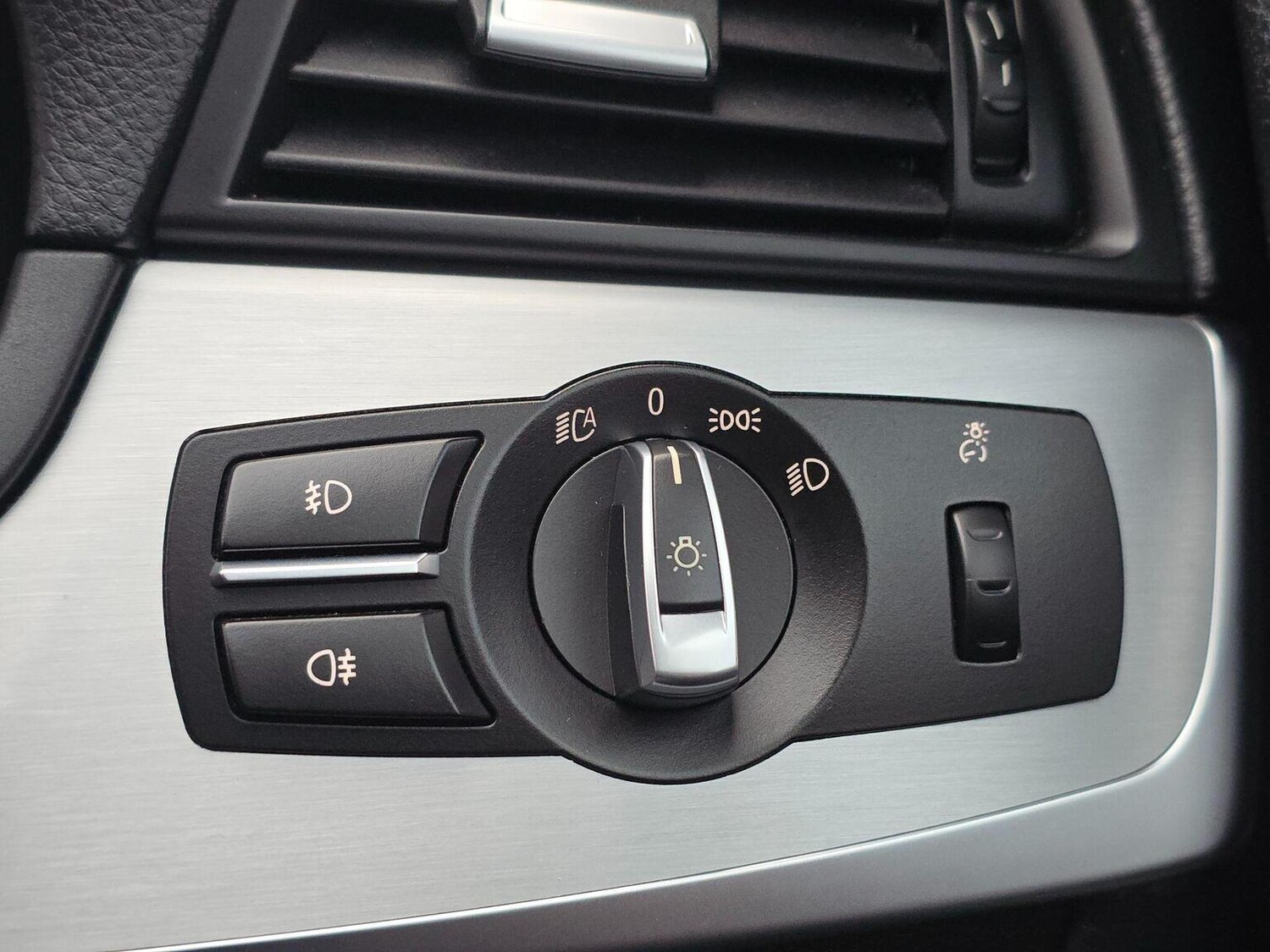 Used BMW 5 Series 2015 for sale - 77501495: Photo 17